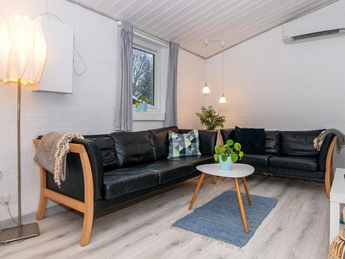 7 Person Holiday Home In Rsted Kare Extérieur photo