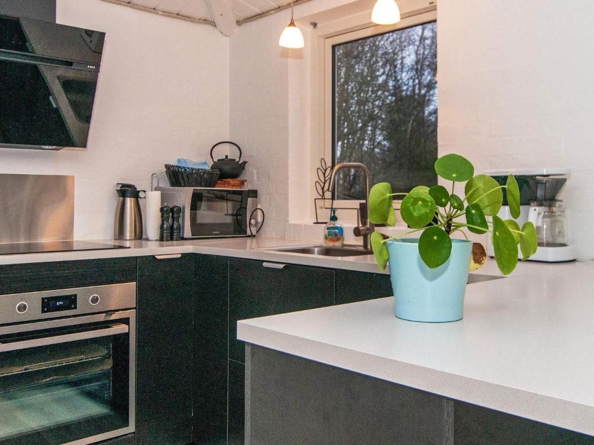 7 Person Holiday Home In Rsted Kare Extérieur photo